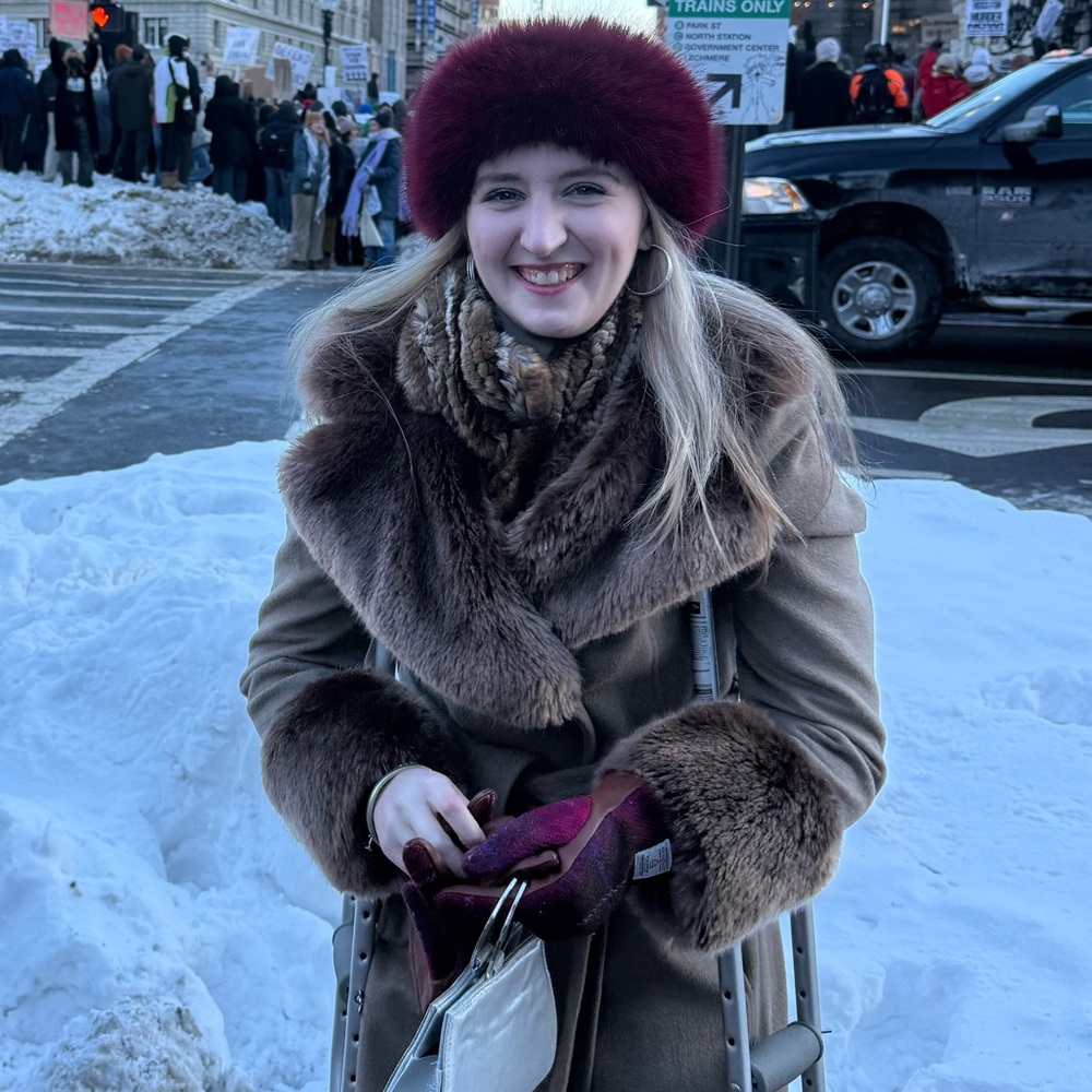 Meet your Posher, Abby